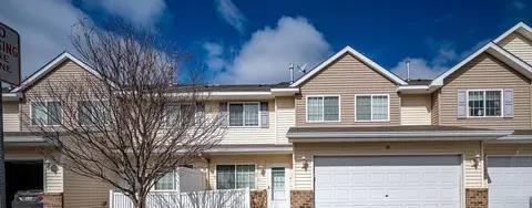 3553 Sterling Heights Dr #D, River Falls, WI 54022