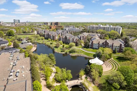7400 Edinborough Way #5203, Edina, MN 55435