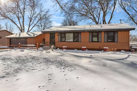 2225 Yellowstone Trl, Brooklyn Park, MN 55444