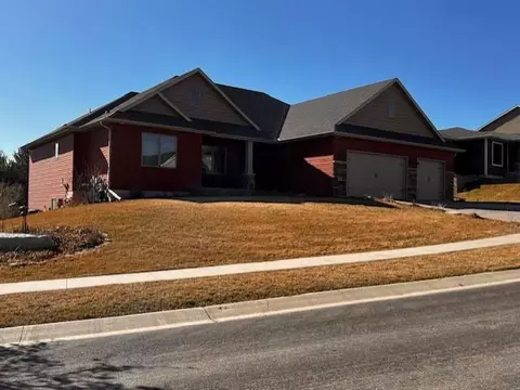 1909 Kerry Dr NE, Rochester, MN 55906