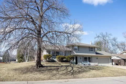 4825 Aquila Ave N, New Hope, MN 55428