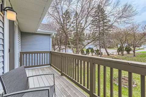 Exterior - 6826 Langford Dr, Edina, MN 55436 photo 5 of 7