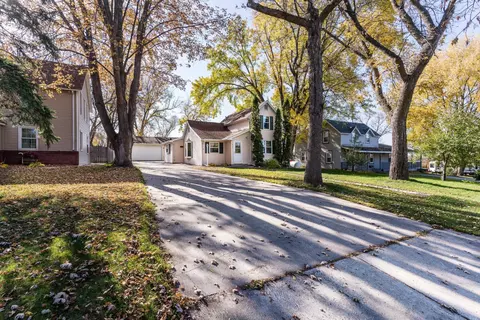 511 3rd St SE, Elbow Lake, MN 56531