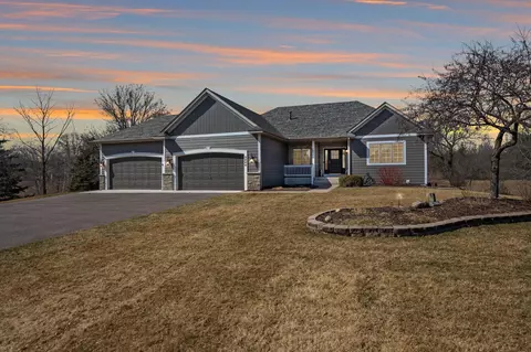 9844 57th St N, Lake Elmo, MN 55042