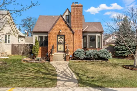 4549 Oakland Ave, Minneapolis, MN 55407