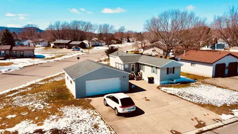 942 W Iowa St, Lake City, MN 55041