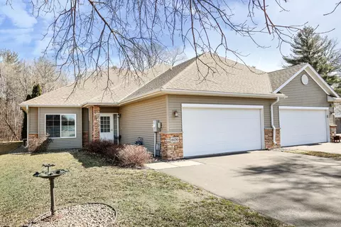 8039 Pleasant View Dr NE, Spring Lake Park, MN 55432
