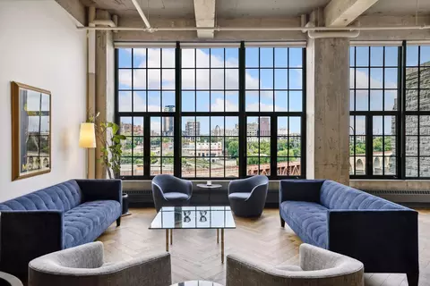 700 S 2nd St #W42, Minneapolis, MN 55401