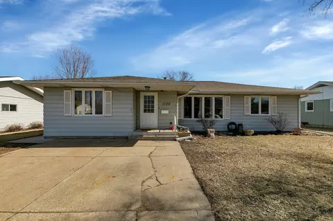 1120 27th Ave N, Saint Cloud, MN 56303