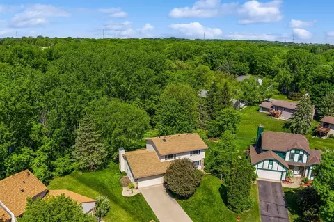 3328 York Bay, Woodbury, MN 55125