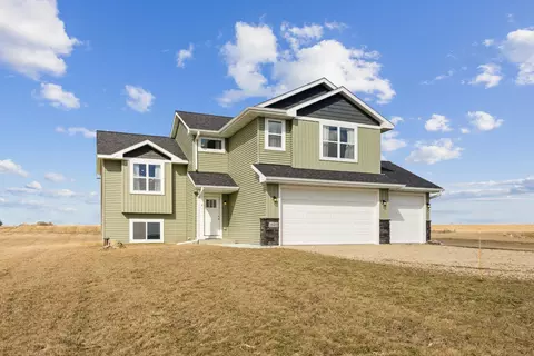 1640 102nd Ave, Hammond, WI 54015