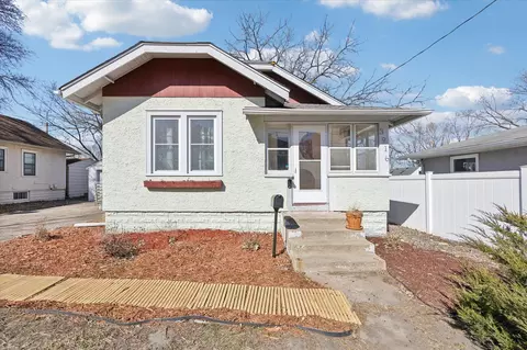 3916 36th Ave N, Robbinsdale, MN 55422