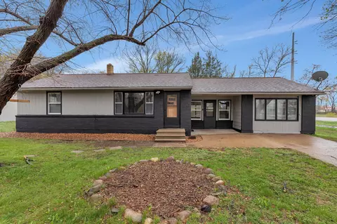 660 Montrose Rd, Saint Cloud, MN 56301 photo 2