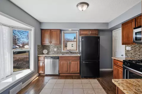 5540 Knox Ave N, Brooklyn Center, MN 55430