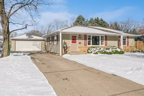 8420 13th Ave S, Bloomington, MN 55425