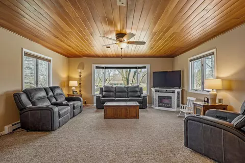 725 Caleta Pl, Owatonna, MN 55060