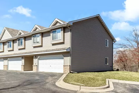 3773 Robin Ln, Eagan, MN 55122