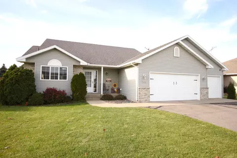 6242 Cory Cir, Saint Cloud, MN 56303