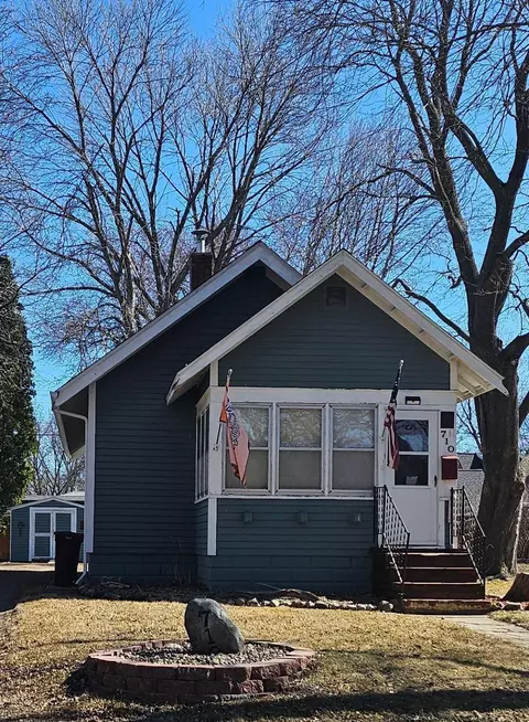710 S 10th St, Montevideo, MN 56265