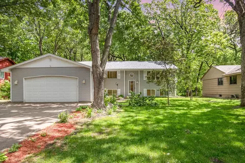 13362 Linwood Forest Cir, Champlin, MN 55316