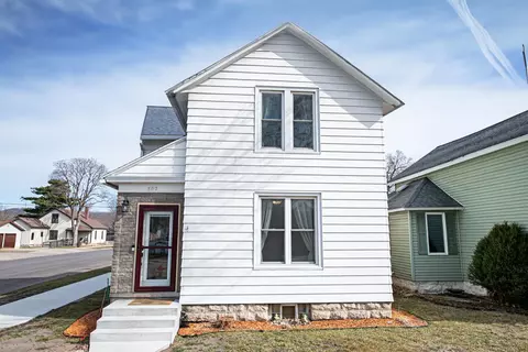 502 E 3rd St, Winona, MN 55987