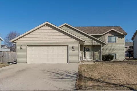 108 Cheetah Ln, Mankato, MN 56001