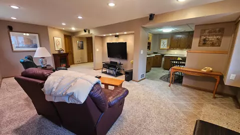 Living - 1700 11th Ave SE, Saint Cloud, MN 56304 photo 9 of 9