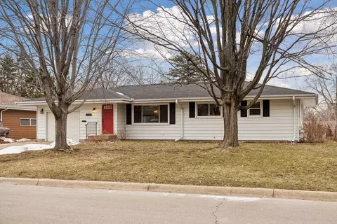 3732 Maryland Ave N, New Hope, MN 55427