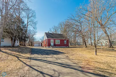 1009 Legion Rd, Detroit Lakes, MN 56501