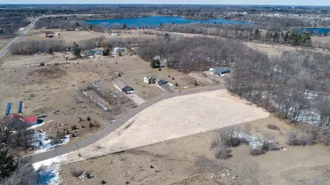 3 Nnnn Rochester Ave NE, Cambridge, MN 55008