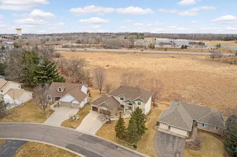 7890 9th Street Cir N, Oakdale, MN 55128