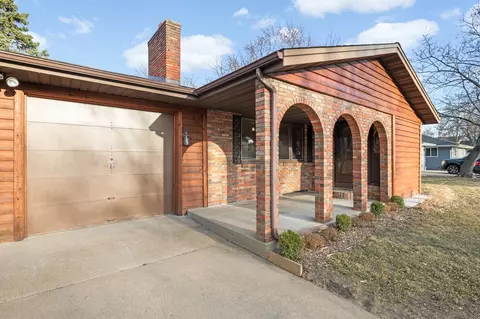 7006 Knox Ave N, Brooklyn Center, MN 55430