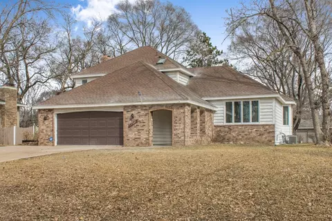 11601 Zion St NW, Coon Rapids, MN 55433