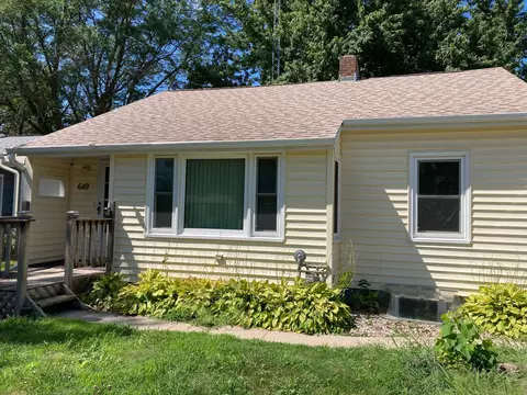 649 4th Ave, Mountain Lake, MN 56159