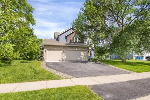 1933 Cardinal Dr, Shakopee, MN 55379