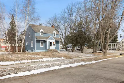 547 E Pattison, Ely, MN 55731 photo 2