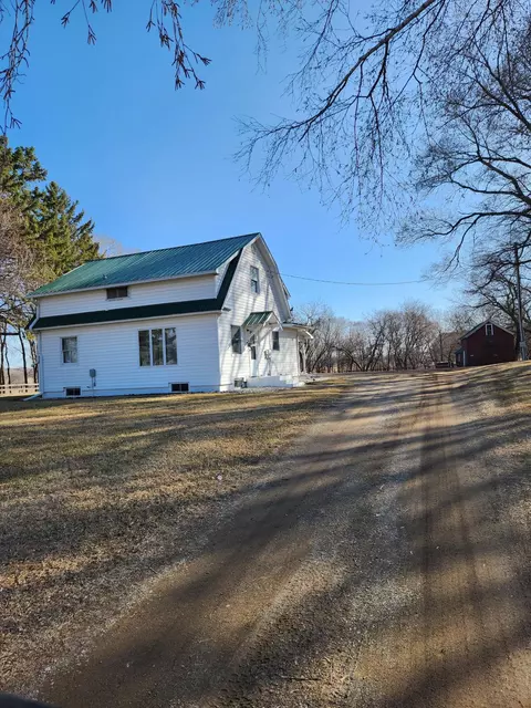 977 Us Highway 63, Baldwin, WI 54002