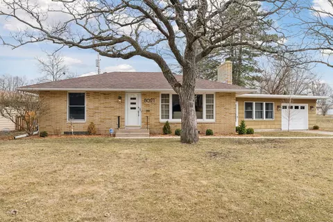 8021 W 25th St, Saint Louis Park, MN 55426