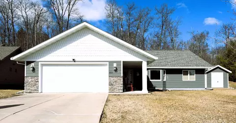 1513 Timber Ridge Ln, Grand Rapids, MN 55744