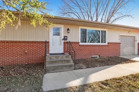 Exterior - 310 Sumner St E, Northfield, MN 55057 photo 5 of 11