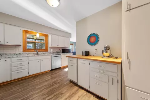 Kitchen - 310 Sumner St E, Northfield, MN 55057 photo 2 of 5
