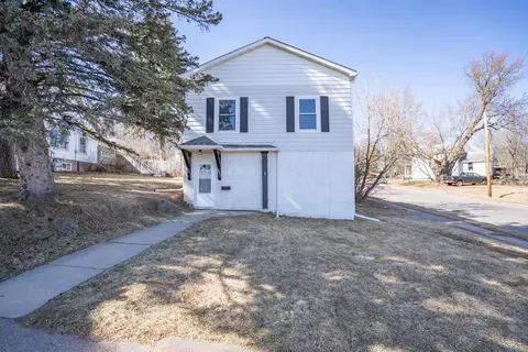 531 E 11th St, Duluth, MN 55805