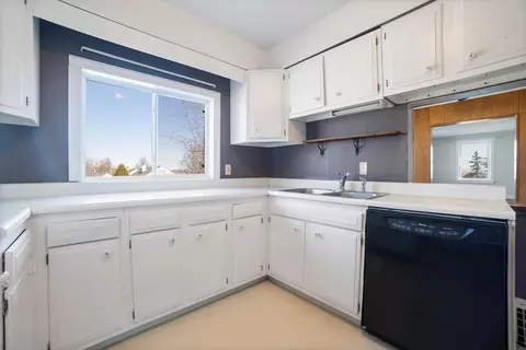 531 E 11th St, Duluth, MN 55805 photo 14