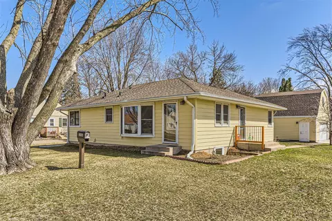 5300 Idaho Ave N, Crystal, MN 55428