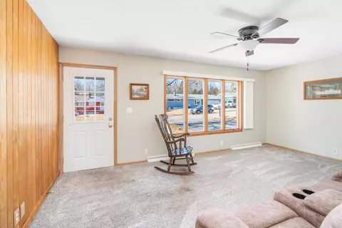 718 Ebony Ave, Duluth, MN 55811 photo 3