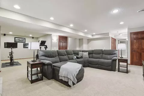 2088 Royale Ct, Eagan, MN 55122 photo 35