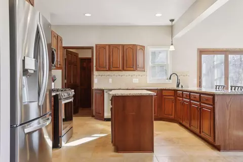 2088 Royale Ct, Eagan, MN 55122 photo 10