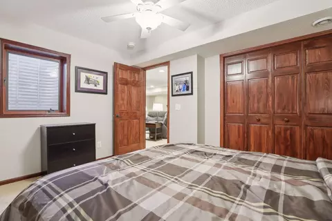2088 Royale Ct, Eagan, MN 55122 photo 38