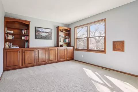 2088 Royale Ct, Eagan, MN 55122 photo 24