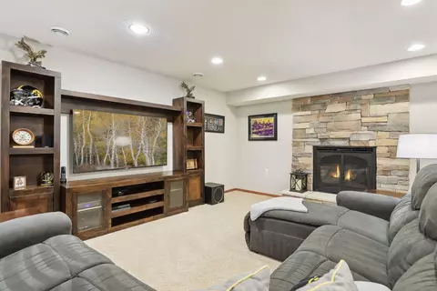 2088 Royale Ct, Eagan, MN 55122 photo 33